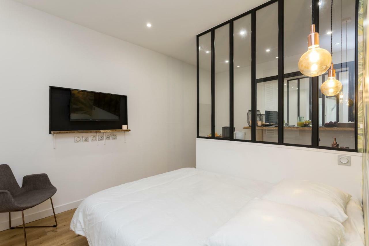 Studio D'Architecte Au Pied De Tour Eiffel Daire Paris Dış mekan fotoğraf